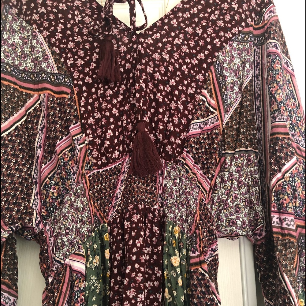 🌷SOLD🌷Gorgeous BOHO dress, 3” wide elasticized empire waist.